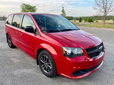 2015 Dodge Grand Caravan American Value Package   - Photo 7 - Evansville, IN 47711