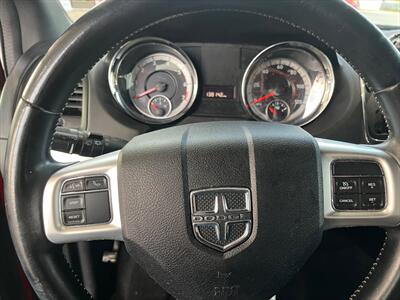 2015 Dodge Grand Caravan American Value Package   - Photo 14 - Evansville, IN 47711