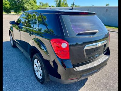 2014 Chevrolet Equinox LS - Photo 5 - Evansville, IN 47711