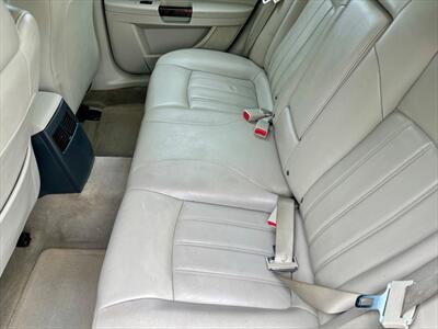 2006 Chrysler 300 C - Photo 11 - Evansville, IN 47711