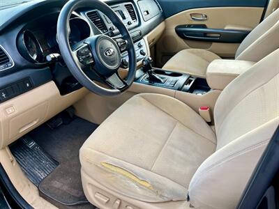 2016 Kia Sedona LX   - Photo 13 - Evansville, IN 47711