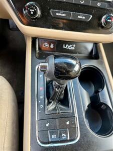 2016 Kia Sedona LX   - Photo 18 - Evansville, IN 47711