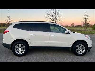 2012 Chevrolet Traverse LT - Photo 6 - Evansville, IN 47711
