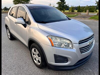 2015 Chevrolet Trax LS - Photo 7 - Evansville, IN 47711