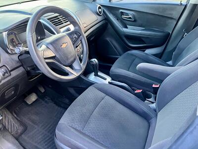 2015 Chevrolet Trax LS - Photo 14 - Evansville, IN 47711