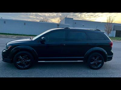 2019 Dodge Journey Crossroad   - Photo 6 - Evansville, IN 47711