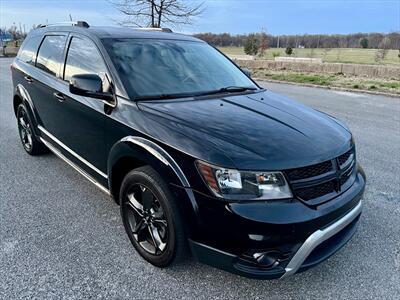 2019 Dodge Journey Crossroad   - Photo 1 - Evansville, IN 47711