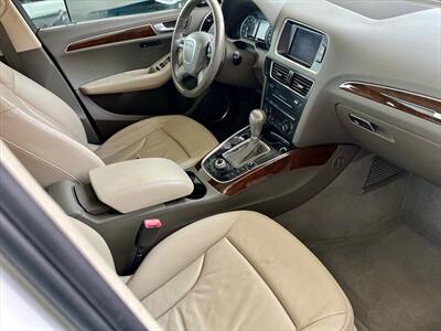 2010 Audi Q5 3.2 quattro Prestige - Photo 9 - Evansville, IN 47711