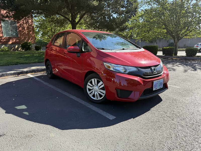 2015 Honda Fit LX   - Photo 1 - Hillsboro, OR 97123