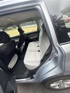 2015 Subaru Forester 2.5i - Photo 11 - Hillsboro, OR 97123