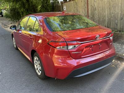 2021 Toyota Corolla LE   - Photo 3 - Hillsboro, OR 97123