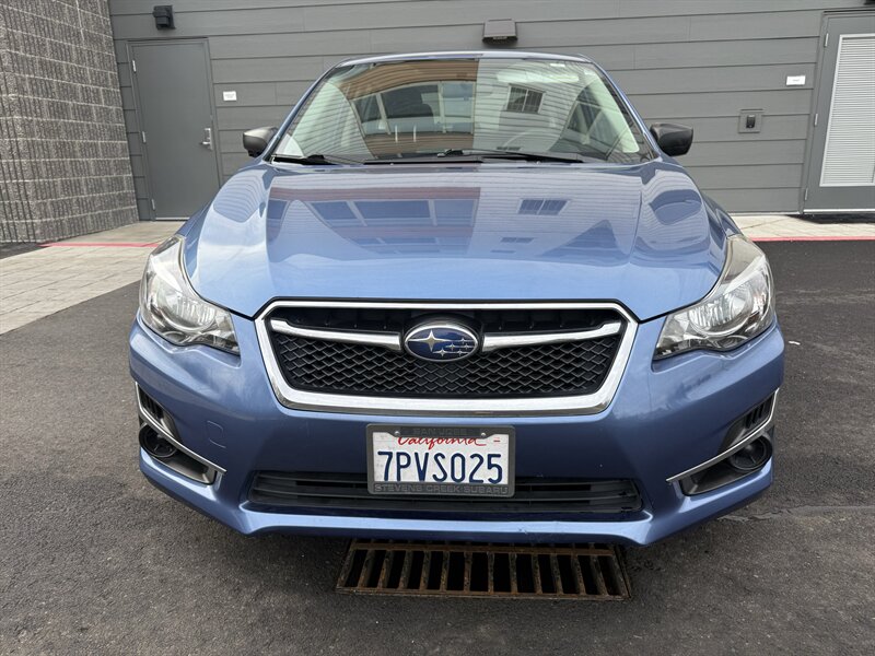 2016 Subaru Impreza 2.0i  