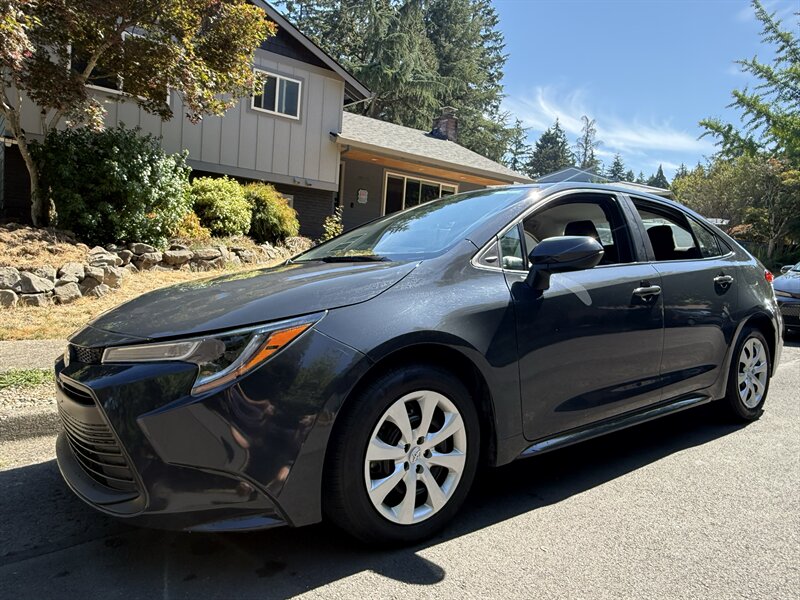 2024 Toyota Corolla LE   - Photo 1 - Hillsboro, OR 97123