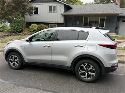 2021 Kia Sportage LX - Photo 3 - Hillsboro, OR 97123