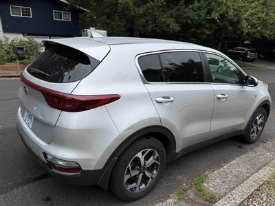 2021 Kia Sportage LX - Photo 5 - Hillsboro, OR 97123