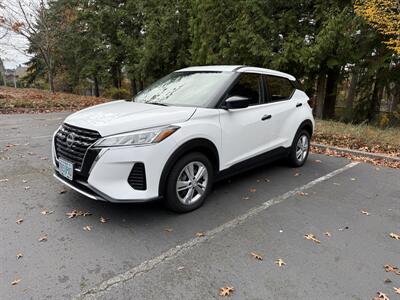 2023 Nissan Kicks S   - Photo 2 - Hillsboro, OR 97123
