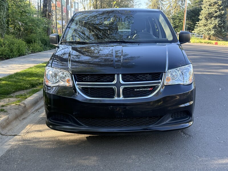 2018 Dodge Grand Caravan SE  