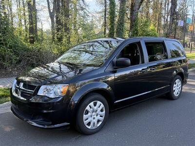 2018 Dodge Grand Caravan SE - Photo 2 - Hillsboro, OR 97123