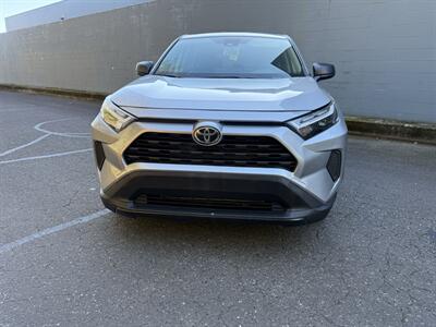 2025 Toyota RAV4 LE   - Photo 4 - Hillsboro, OR 97123