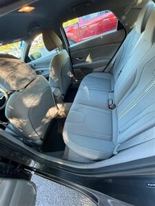 2021 Hyundai ELANTRA SEL   - Photo 6 - Hillsboro, OR 97123