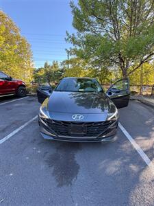 2021 Hyundai ELANTRA SEL Sedan