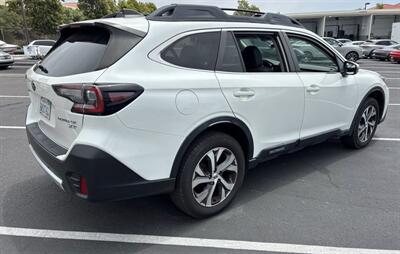2021 Subaru Outback Limited XT - Photo 4 - Hillsboro, OR 97123