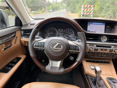 2016 Lexus ES 350 - Photo 8 - Hillsboro, OR 97123