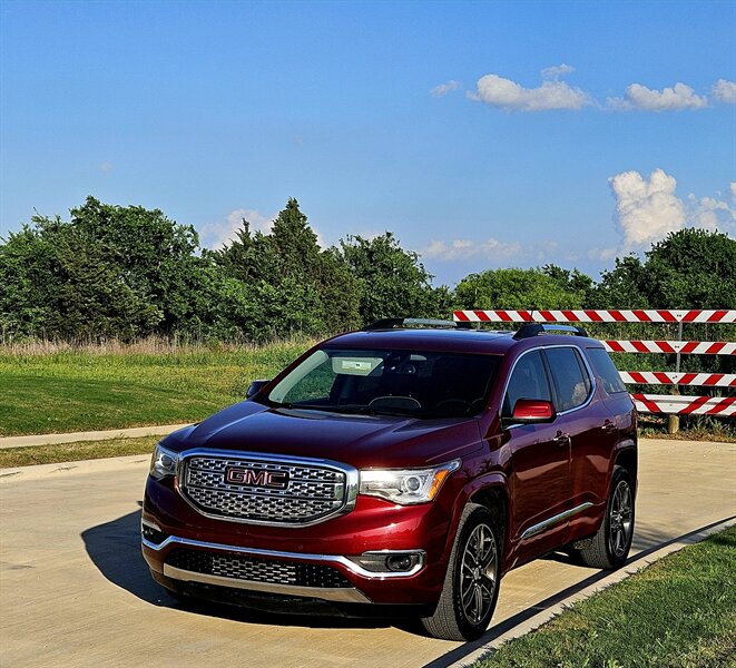 2017 GMC Acadia Denali - Photo 2 - Alvarado, TX 76063