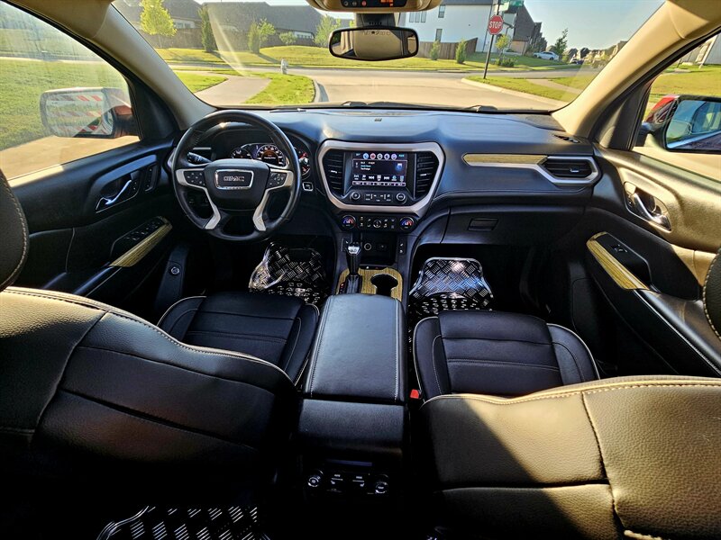 2017 GMC Acadia Denali - Photo 8 - Alvarado, TX 76063