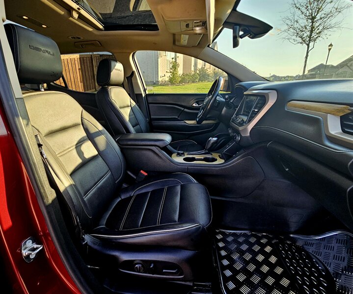 2017 GMC Acadia Denali - Photo 4 - Alvarado, TX 76063