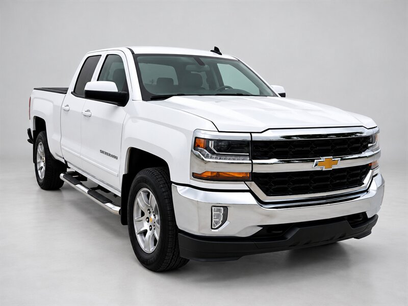 2016 Chevrolet Silverado 1500 LT - Photo 2 - Alvarado, TX 76063