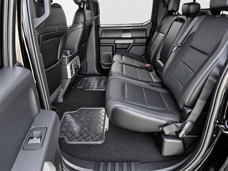2019 Ford F-150 Raptor - Photo 7 - Alvarado, TX 76063