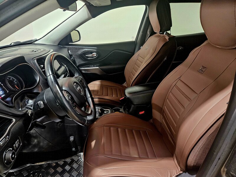 2019 Jeep Cherokee Latitude Plus - Photo 8 - Alvarado, TX 76063