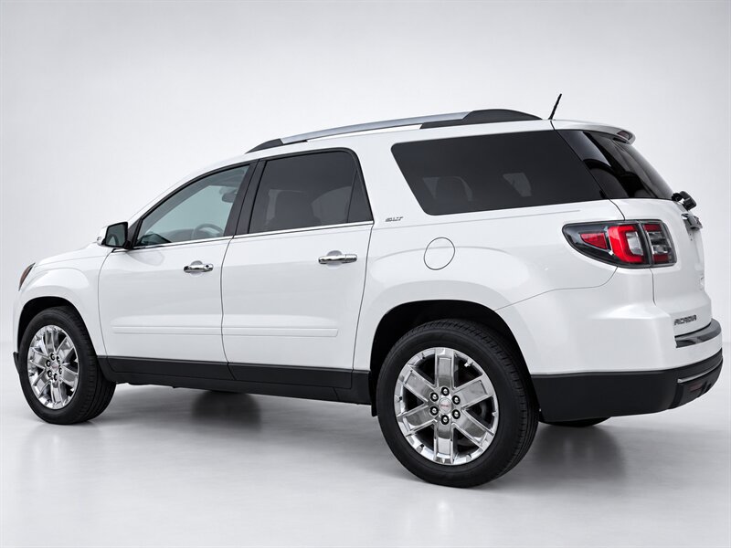 2017 GMC Acadia Limited - Photo 8 - Alvarado, TX 76063
