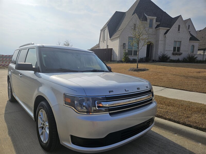 2016 Ford Flex SE - Photo 6 - Alvarado, TX 76063