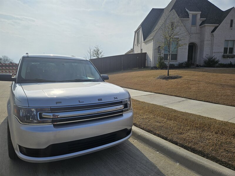 2016 Ford Flex SE - Photo 5 - Alvarado, TX 76063