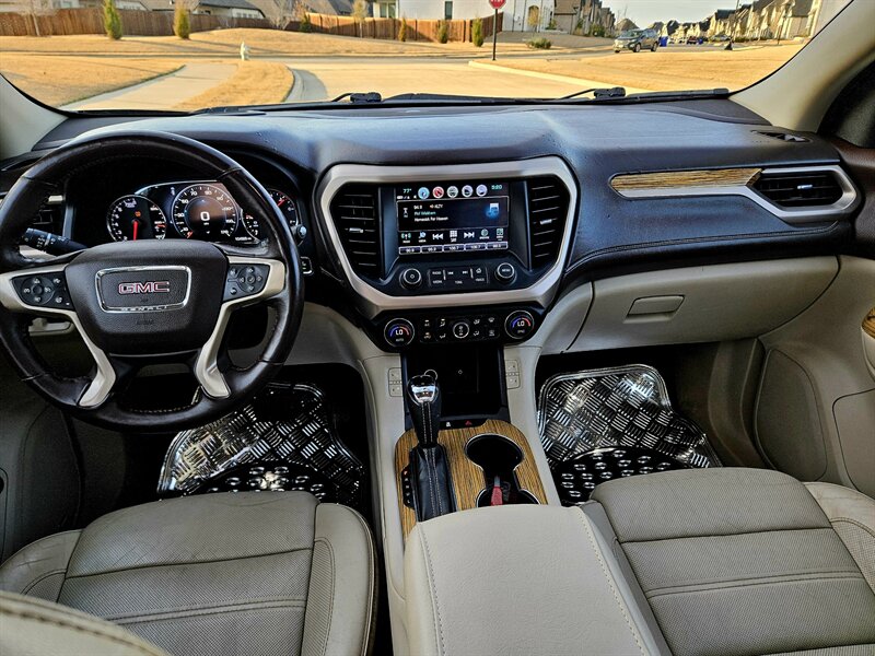 2017 GMC Acadia Denali - Photo 4 - Alvarado, TX 76063