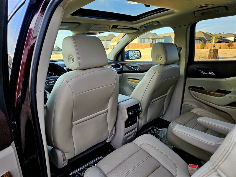 2017 GMC Acadia Denali - Photo 8 - Alvarado, TX 76063