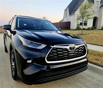 2022 Toyota Highlander XLE SUV