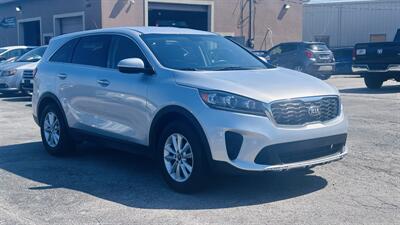 2020 Kia Sorento L - Photo 4 - Raytown, MO 64138