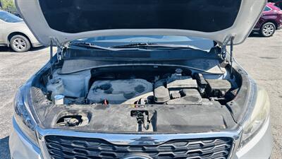 2020 Kia Sorento L - Photo 25 - Raytown, MO 64138