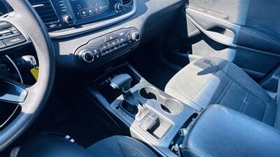 2020 Kia Sorento L - Photo 19 - Raytown, MO 64138