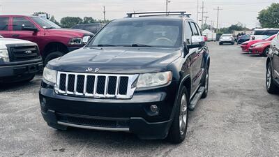 2012 Jeep Grand Cherokee Overland   - Photo 1 - Raytown, MO 64138