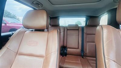 2012 Jeep Grand Cherokee Overland   - Photo 15 - Raytown, MO 64138