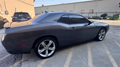 2017 Dodge Challenger R/T - Photo 4 - Raytown, MO 64138