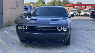 2017 Dodge Challenger R/T - Photo 2 - Raytown, MO 64138
