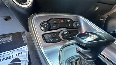 2017 Dodge Challenger R/T - Photo 23 - Raytown, MO 64138