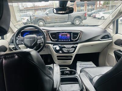 2017 Chrysler Pacifica Touring-L - Photo 15 - Kansas City, MO 64131