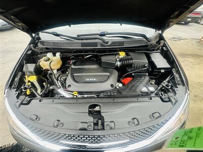 2017 Chrysler Pacifica Touring-L - Photo 24 - Kansas City, MO 64131