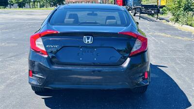 2017 Honda Civic LX   - Photo 9 - Raytown, MO 64138